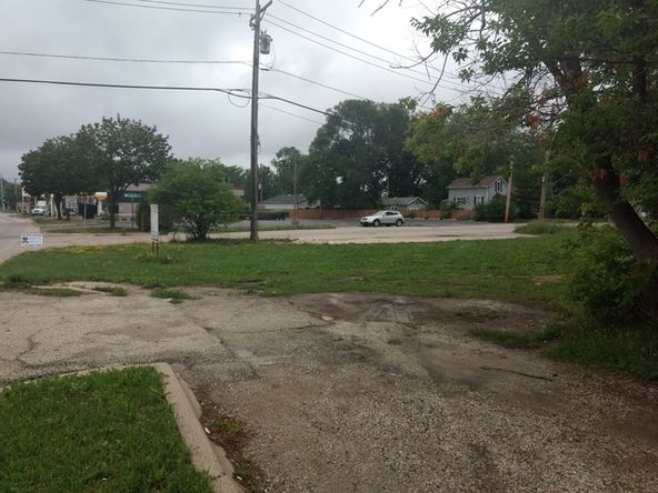 3020 W IL Route 120, Waukegan, IL 60085